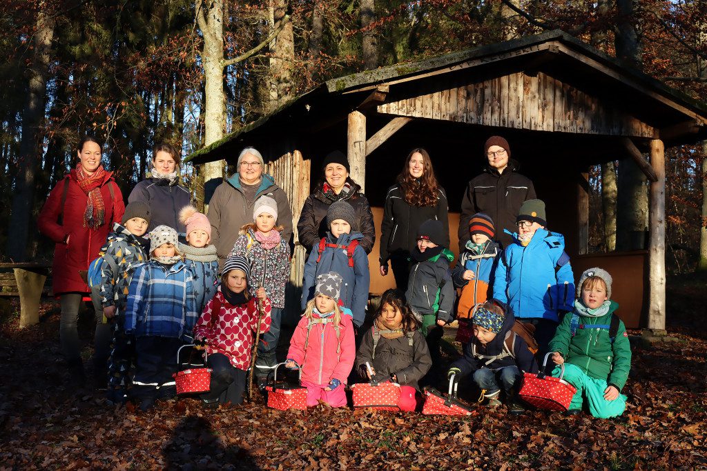 , Bundestagsabgeordnete besucht Kinderwald